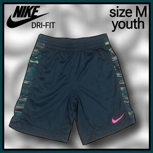 NIKE DRI-FIT Kids' green drawstring SHORTS size M